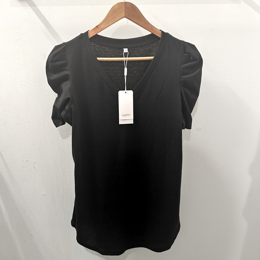 Brand new flutter sleeve black top